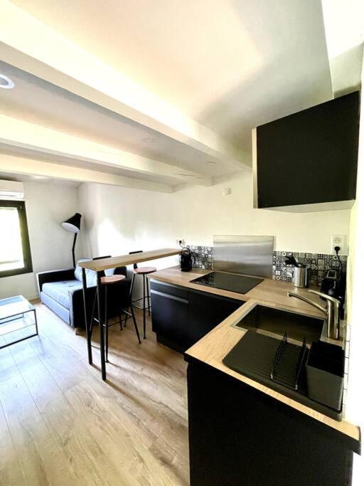 Ravissant Appartement A 5Min Du Centre Ville D'Aix Экс-ан-Прованс Экстерьер фото